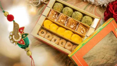 Send Rakhi and Sweets Online